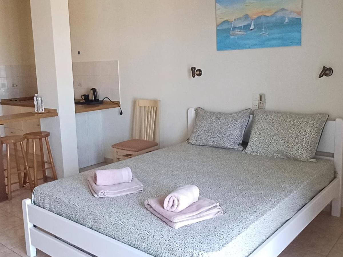 Flora Studios Corfu - Adults Only Benitses  Eksteriør bilde