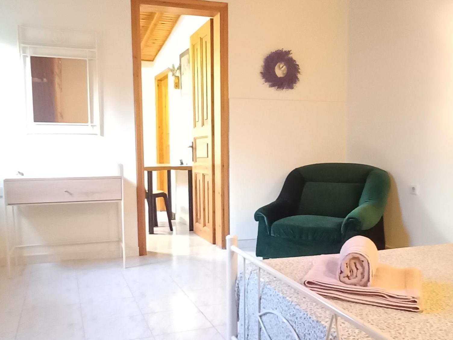 Flora Studios Corfu - Adults Only Benitses  Eksteriør bilde